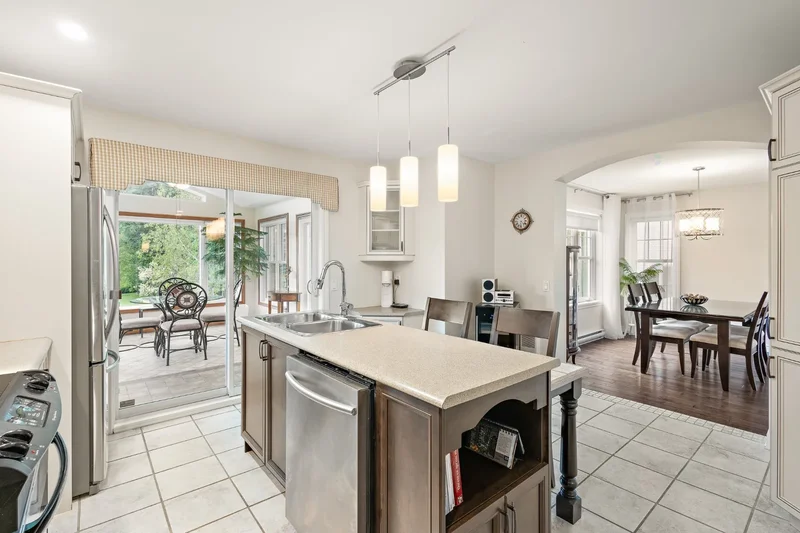 125 Rue du Diamant, Bromont, Quebec, Canada. - Photo 26