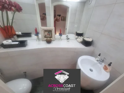 Thumbnail 21