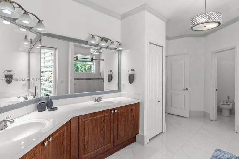 16354 SW 63rd Ter, Miami, Florida, United States. - Photo 32