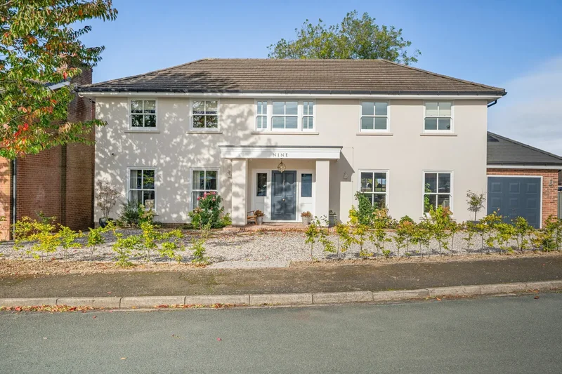 4 bedroom Detached House for sale in Stafford