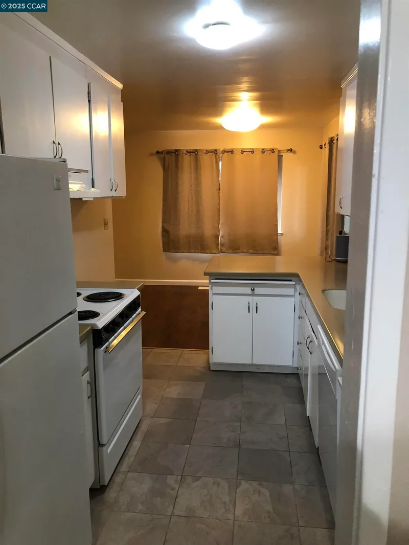 521 Laurel Ave, Pinole, California, United States. - Photo 6