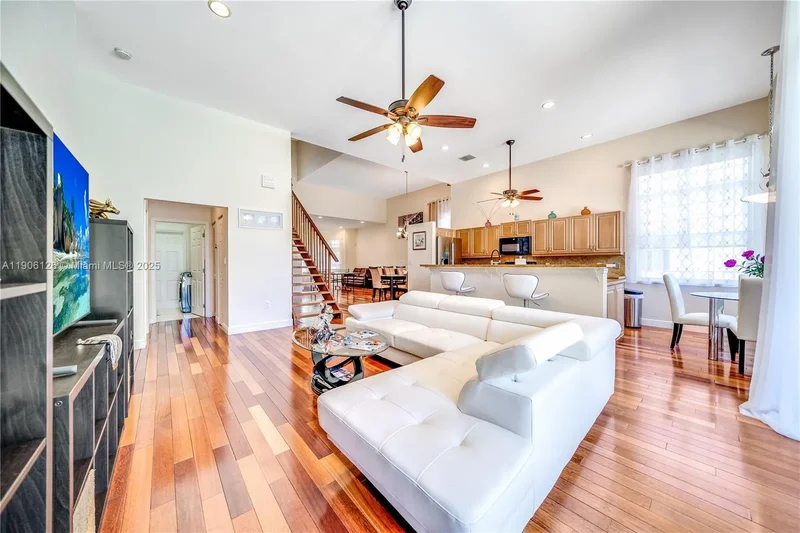1241 S 13th Ave, Hollywood, Florida, United States. - Photo 18