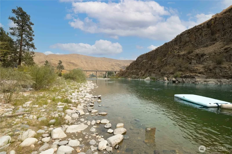 385 Highway 153, Pateros, WA 98846, Pateros, Washington, United States. - Photo 21