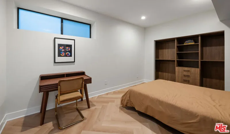 2457 Hidalgo Avenue, Los Angeles, California, United States. - Photo 17