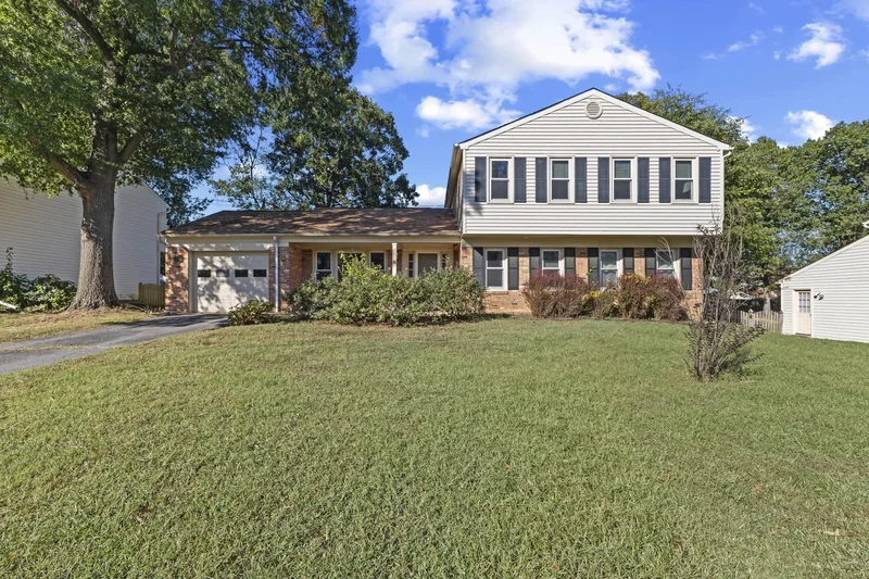 11 Butternut Way , Sterling, VA 20164, Sterling, Virginia, United States. - Photo 17