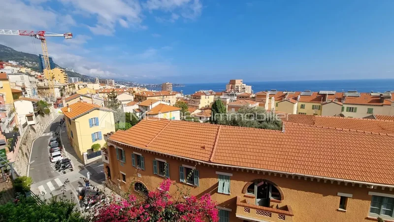 3BR CLOSE TO THE CENTER OF BEAUSOLEIL SEA VIEW