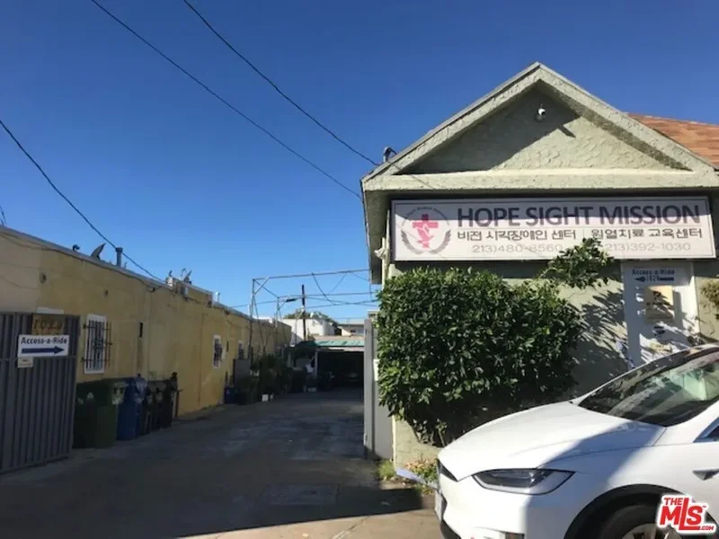 1029 S Normandie Avenue, Los Angeles, California, United States. - Photo 7
