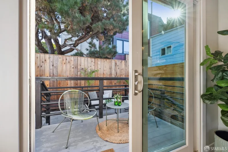 89 Naples Street, San Francisco, California, United States. - Photo 31