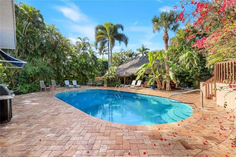 210 Central AVE, Naples, FL, 34102, USA, Naples, Florida, United States. - Photo 42