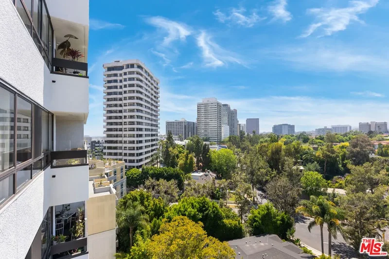 10551 Wilshire Boulevard 1002, Los Angeles, California, United States. - Photo 34
