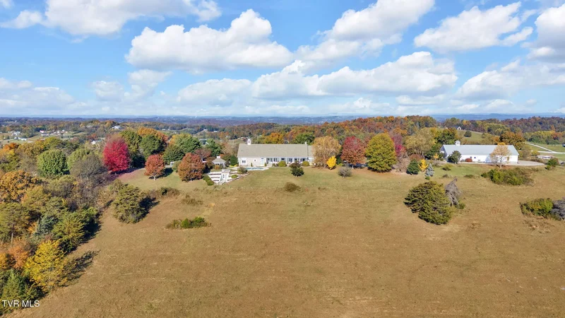 215 Lick Hollow Road, Greeneville, TN 37743, Greeneville, Tennessee, United States. - Photo 18