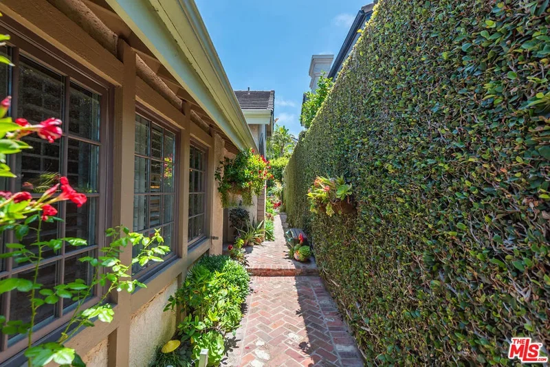 7538 W 81st Street, Los Angeles, California, United States. - Photo 20