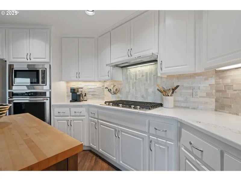 5421 SE SCENIC LN #101, Vancouver, WA 98661, Vancouver, Washington, United States. - Photo 11