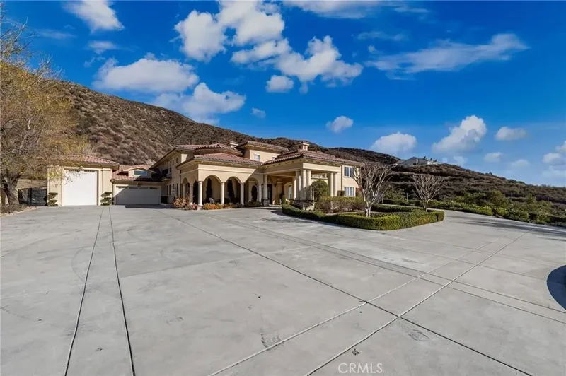 475 W 26th Street, Upland, California, United States. - Photo 31