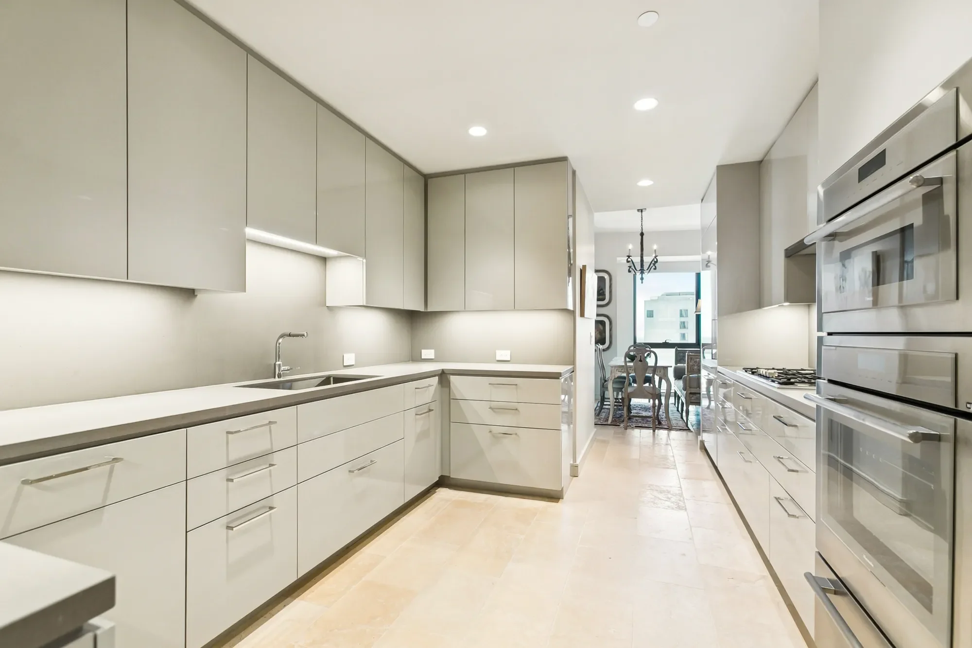 2 Canal Street Unit#2505 , New Orleans, LA 70130, New Orleans, Louisiana, United States. - Photo 24