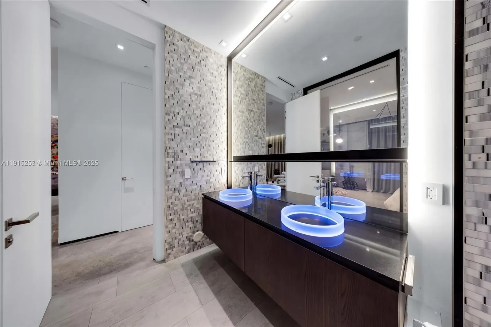 250 NW 24th St, Miami, Florida, United States. - Photo 17
