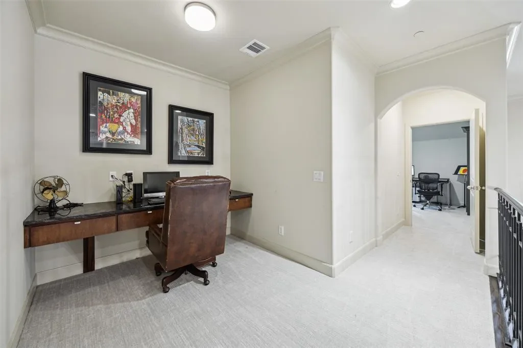 1405 Pecan Hollow Trail, McKinney, Texas, United States. - Photo 25