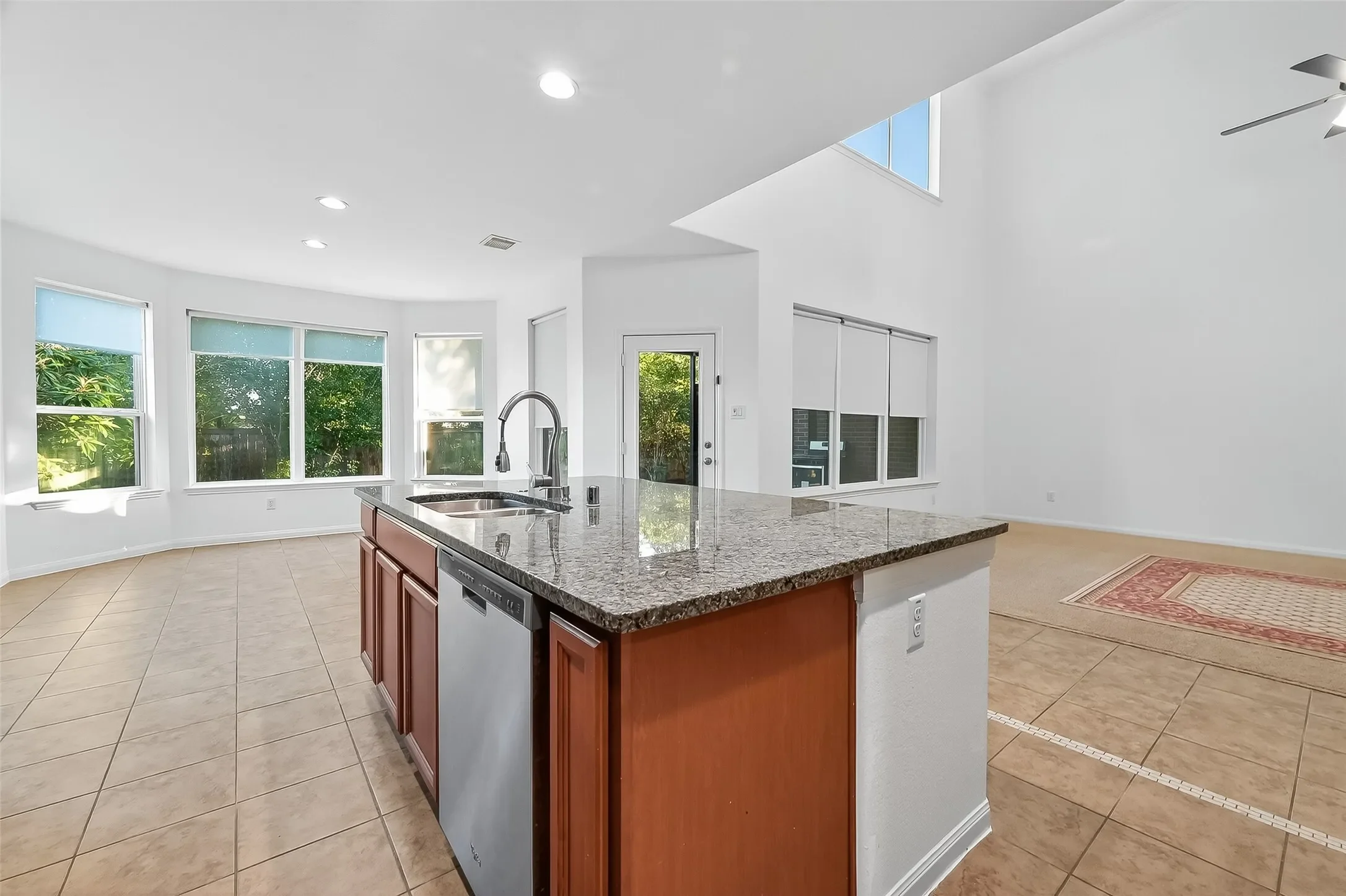 4663 Rockton Hills Lane, Sugar Land, TX 77479, Sugar Land, Texas, United States. - Photo 12