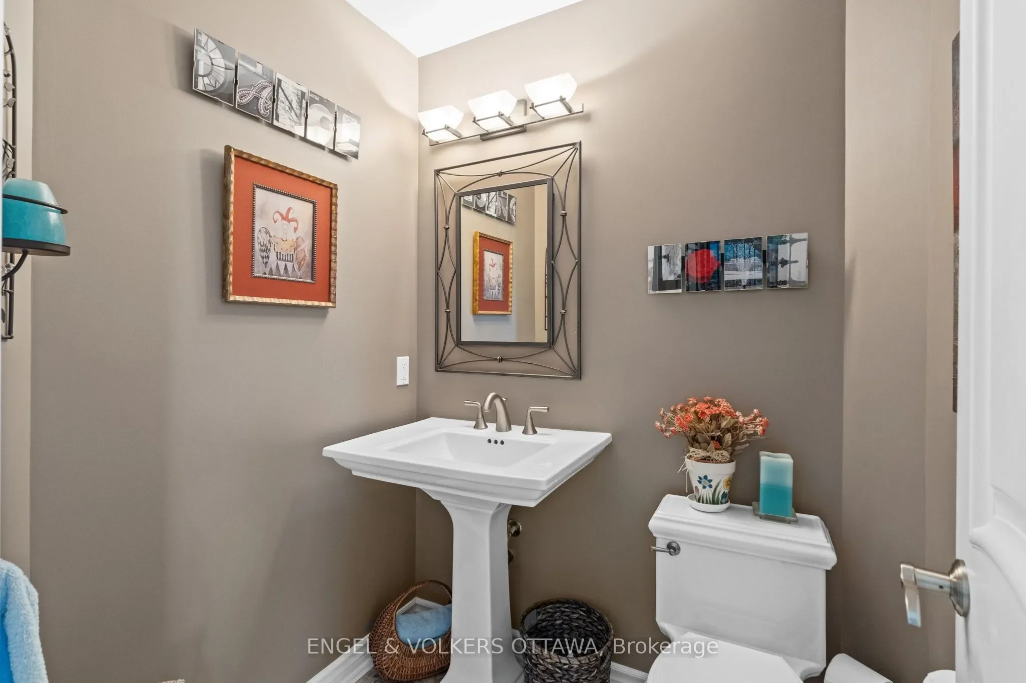 Gallery photo 2