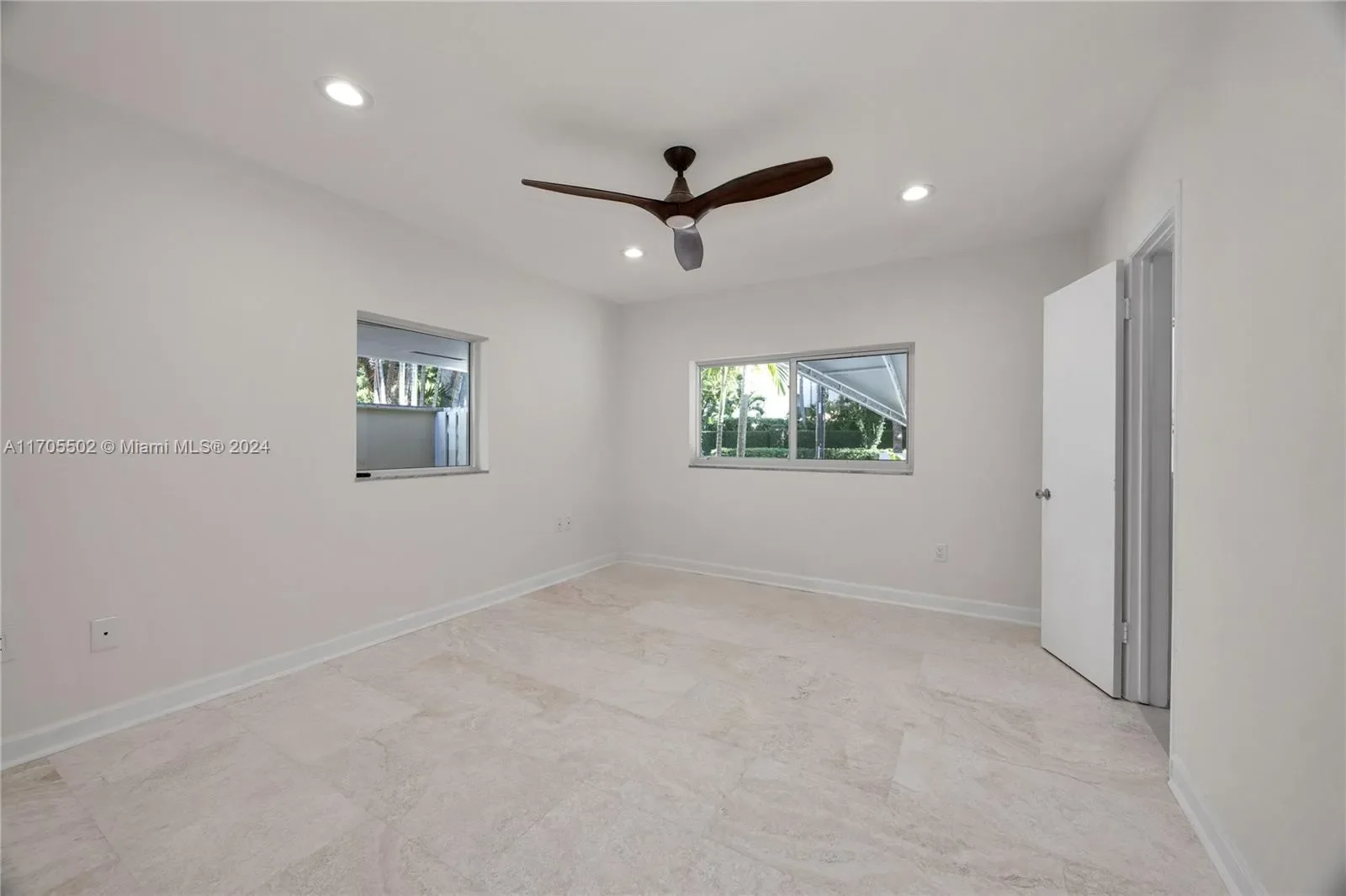3566 Rockerman Rd, Miami, Florida, United States. - Photo 24