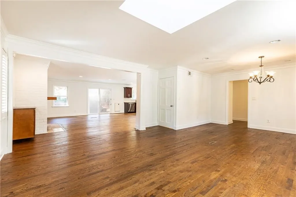 Gallery photo 3