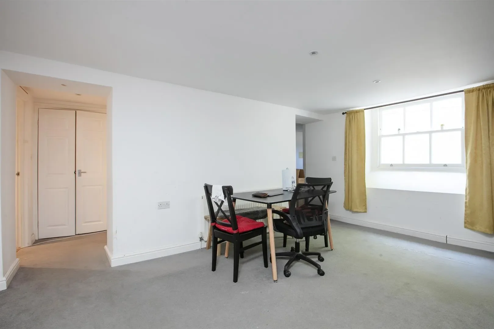 Gallery photo 6