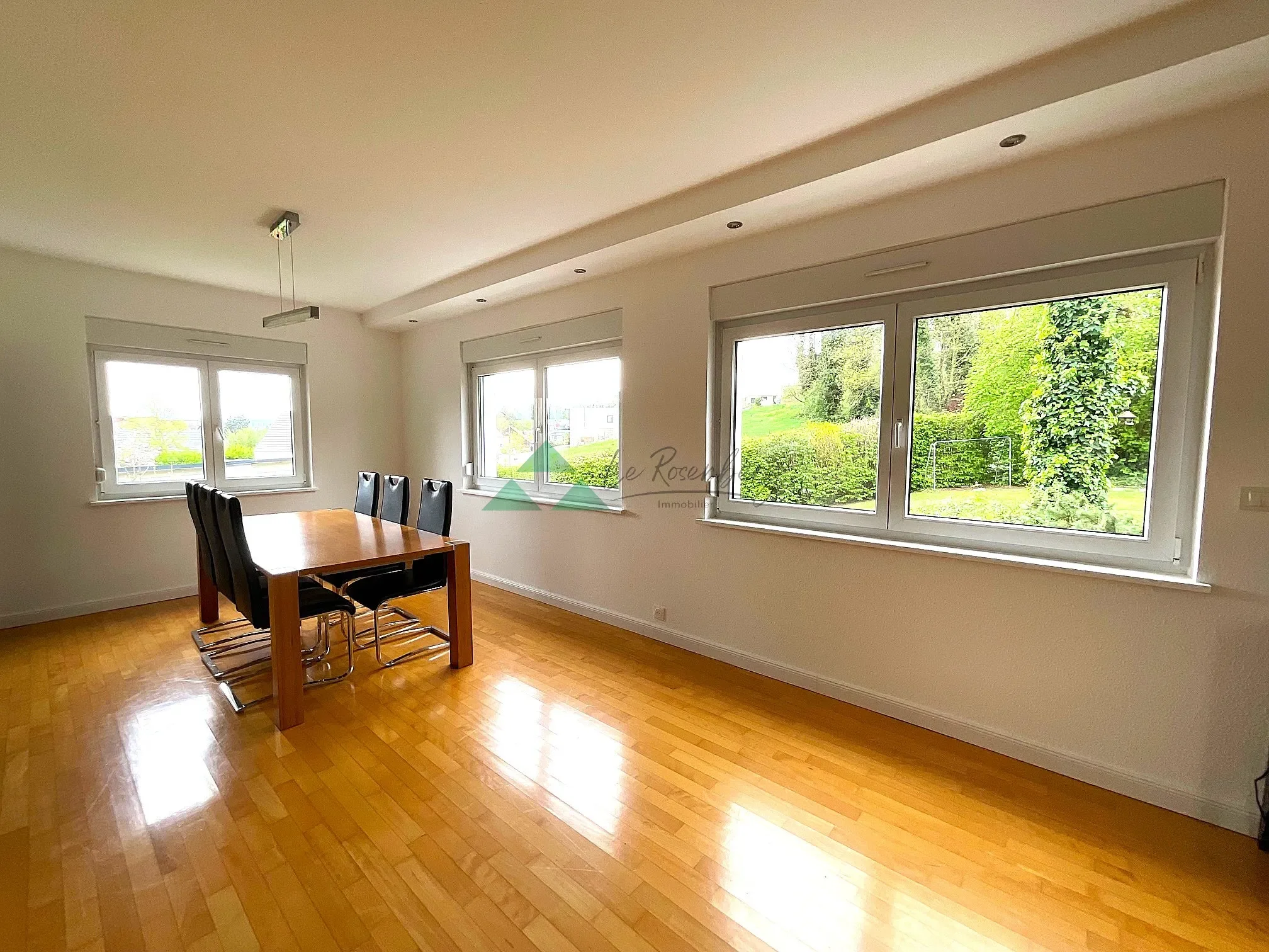 Gallery photo 6