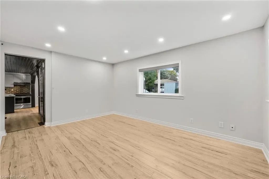 2 Griffin Street, Hamilton, Ontario, Canada. - Photo 15