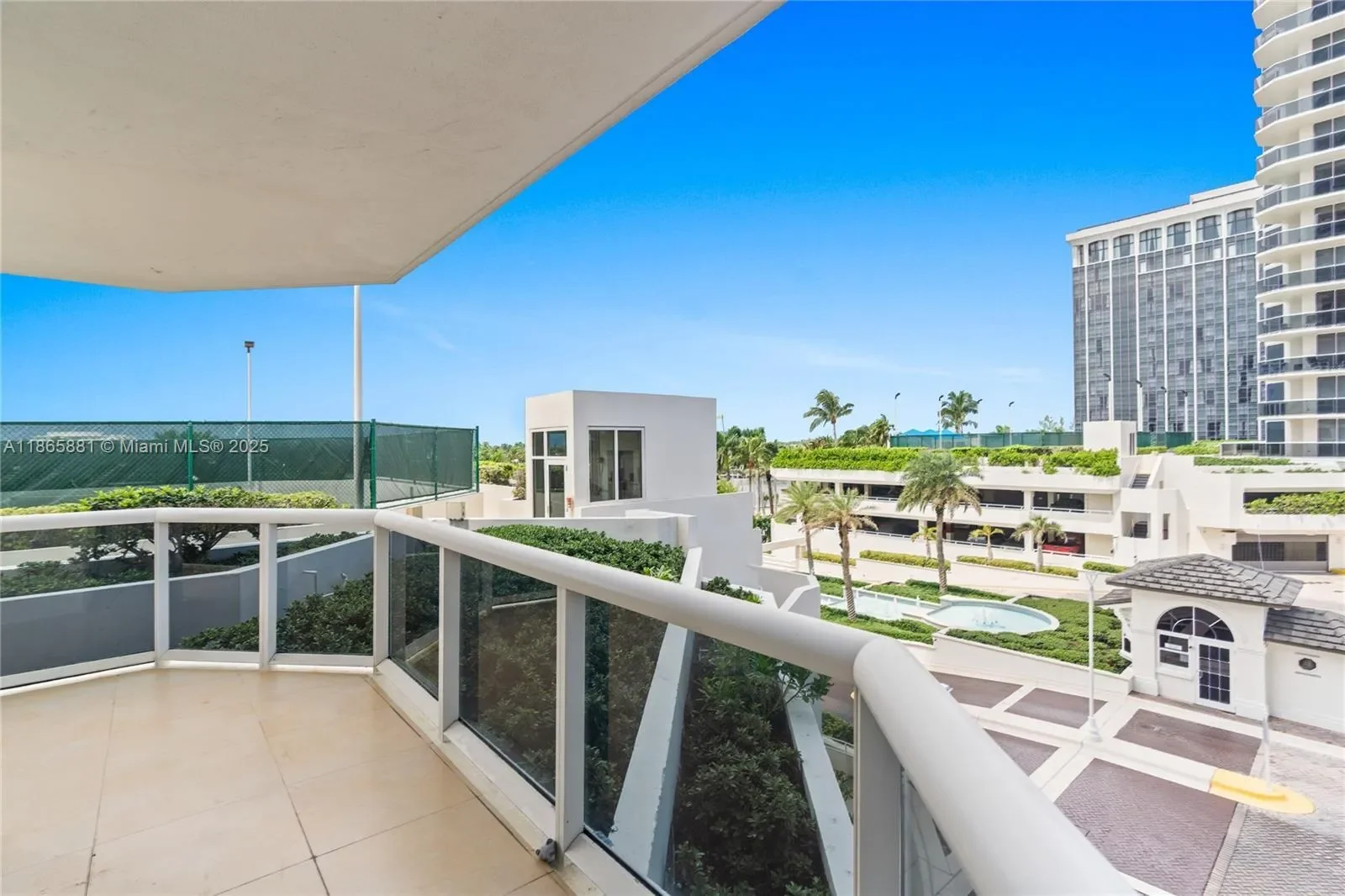 4775 Collins Ave 507, Miami Beach, Florida, United States. - Photo 2