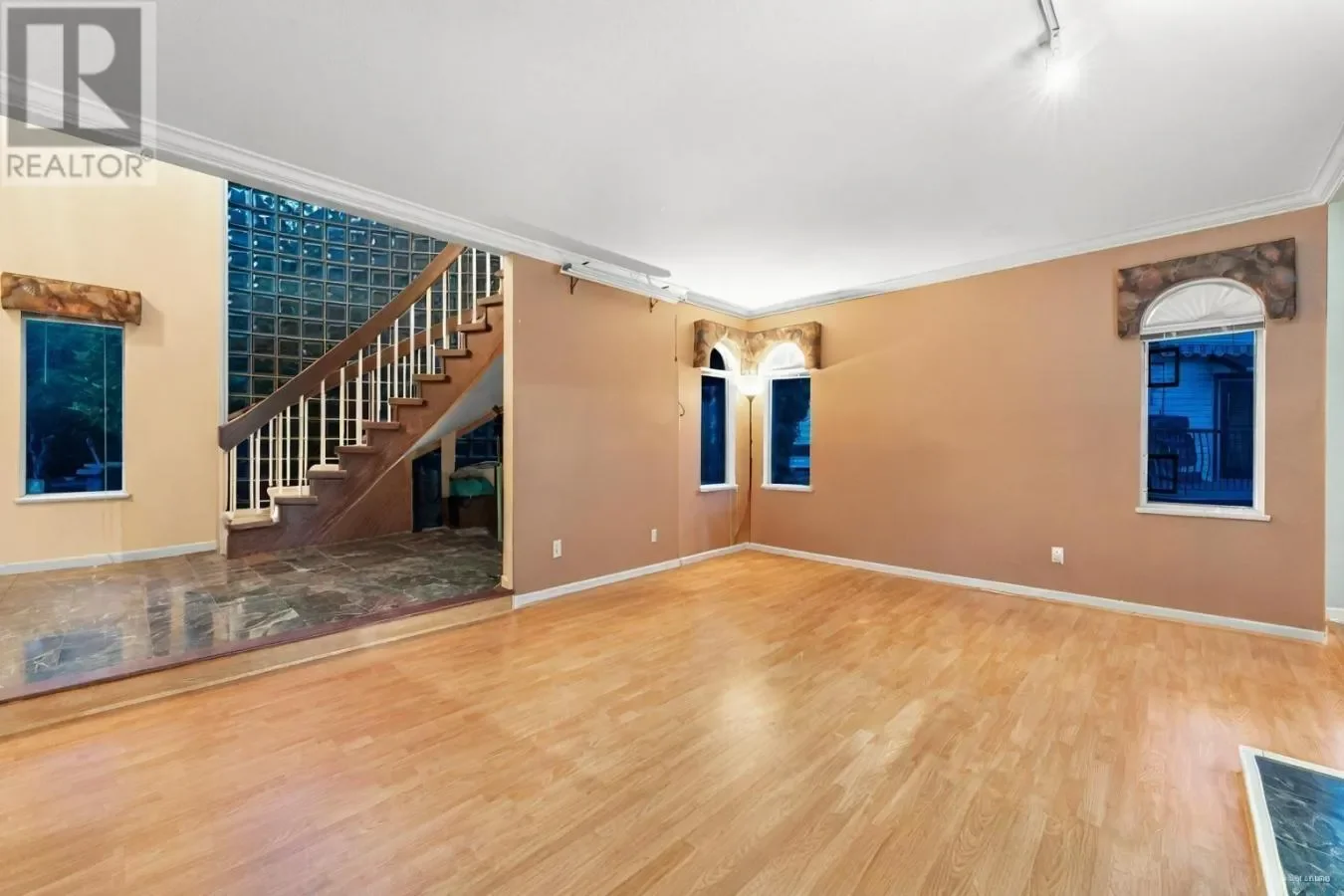 2976 CHRISTINA PLACE, Coquitlam, British Columbia, Canada. - Photo 7