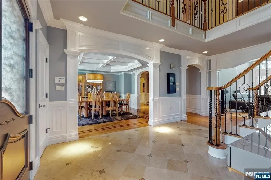 Gallery photo 2