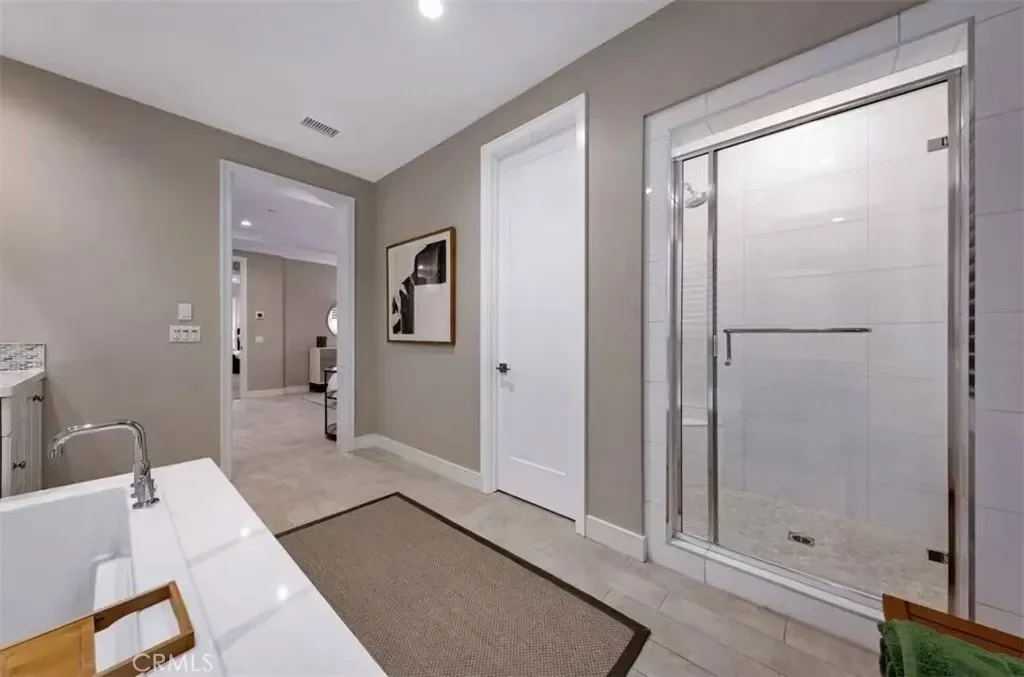 166 Villa Ridge, Irvine, California, United States. - Photo 20