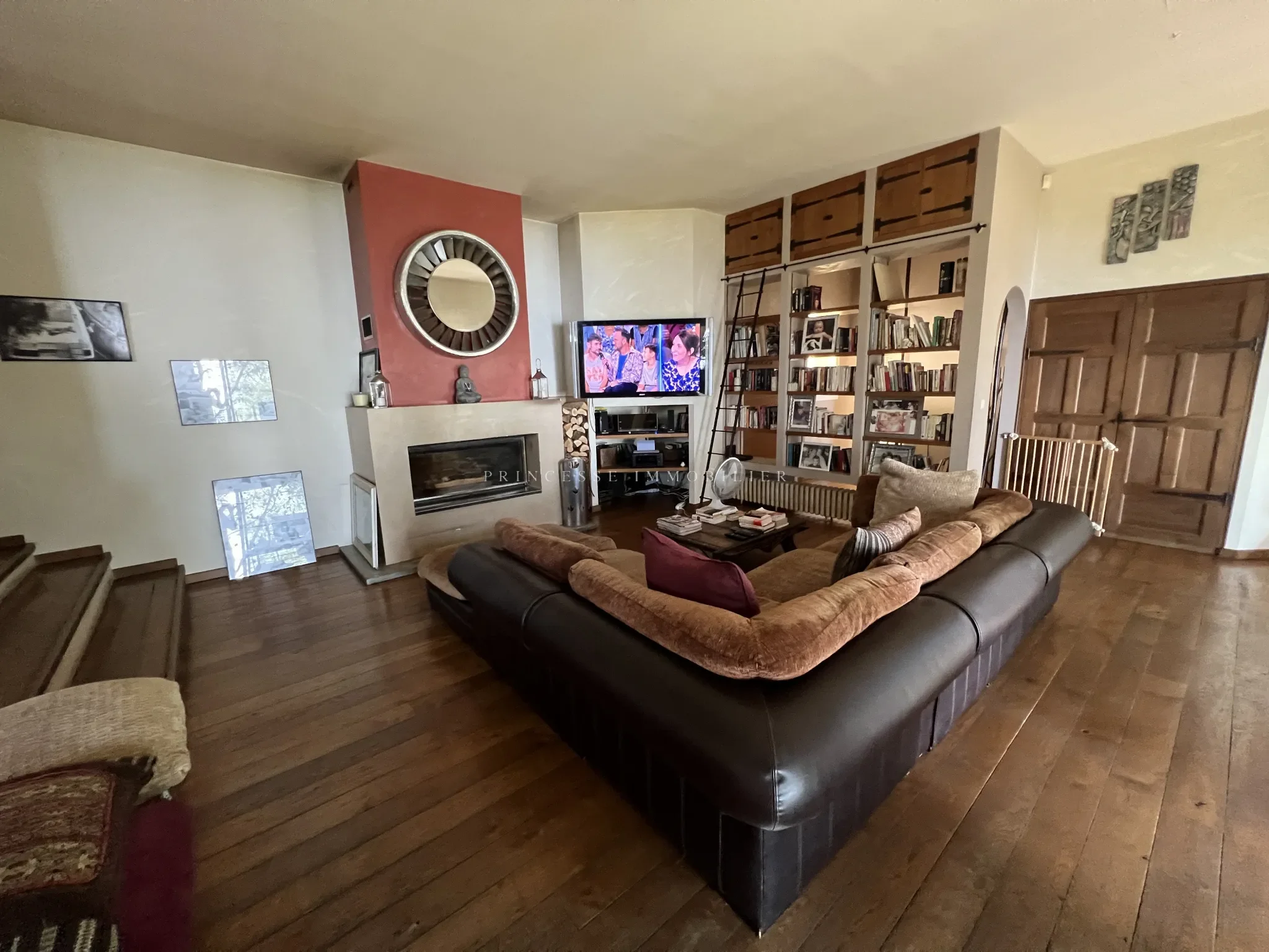Gallery photo 9