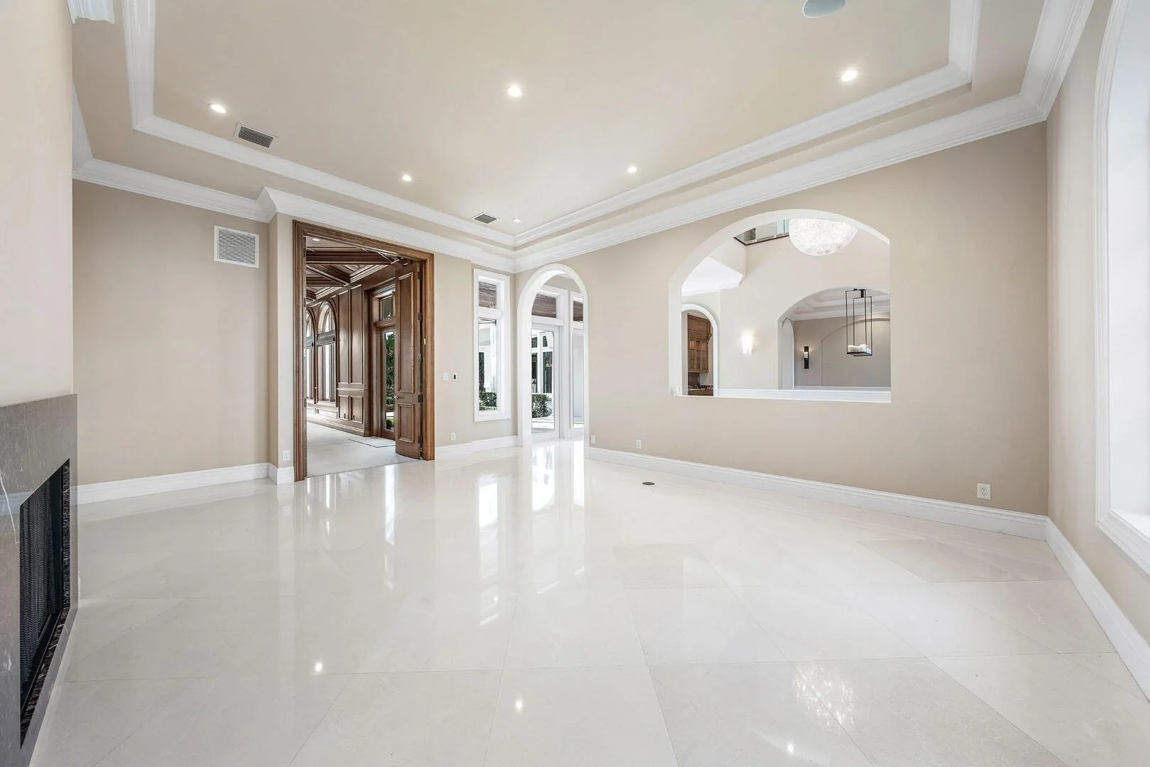 Gallery photo 8