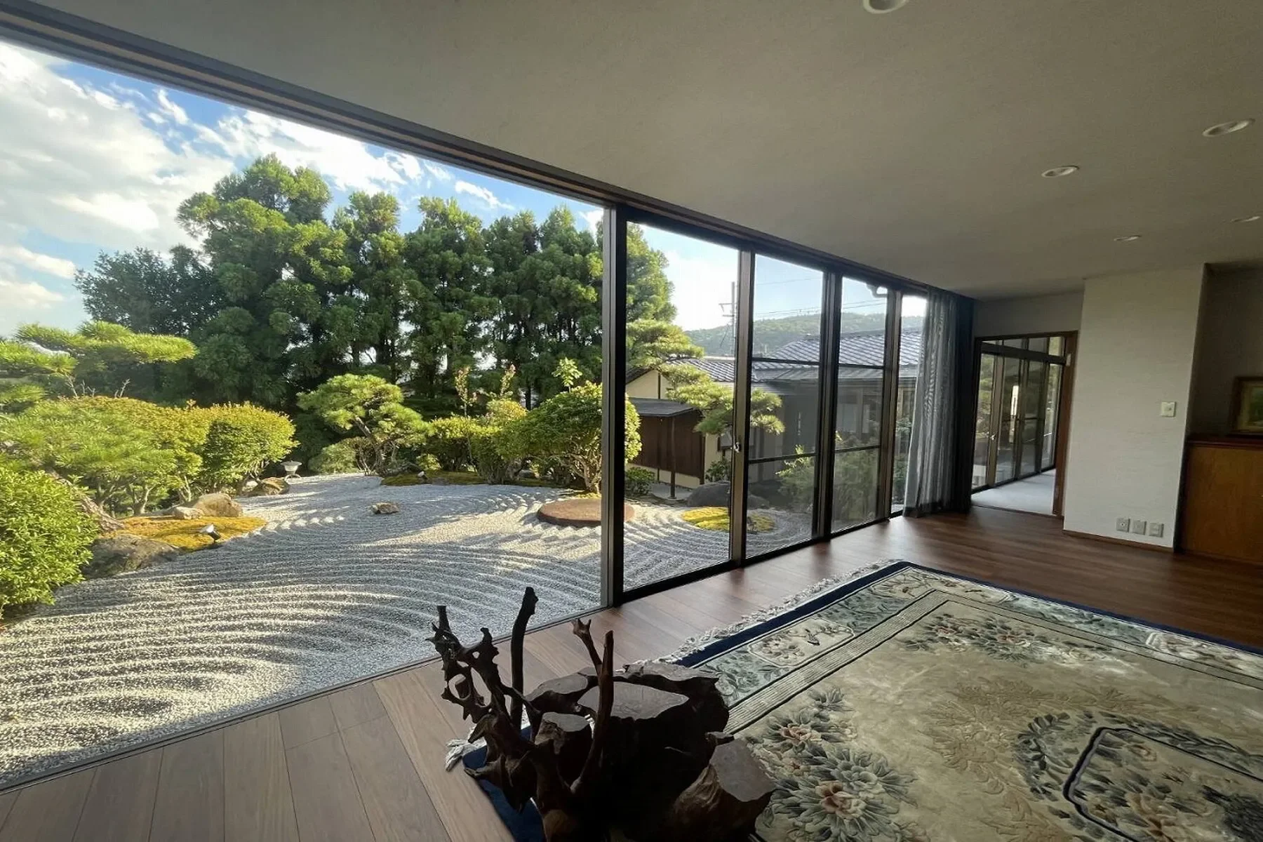Gallery photo 4