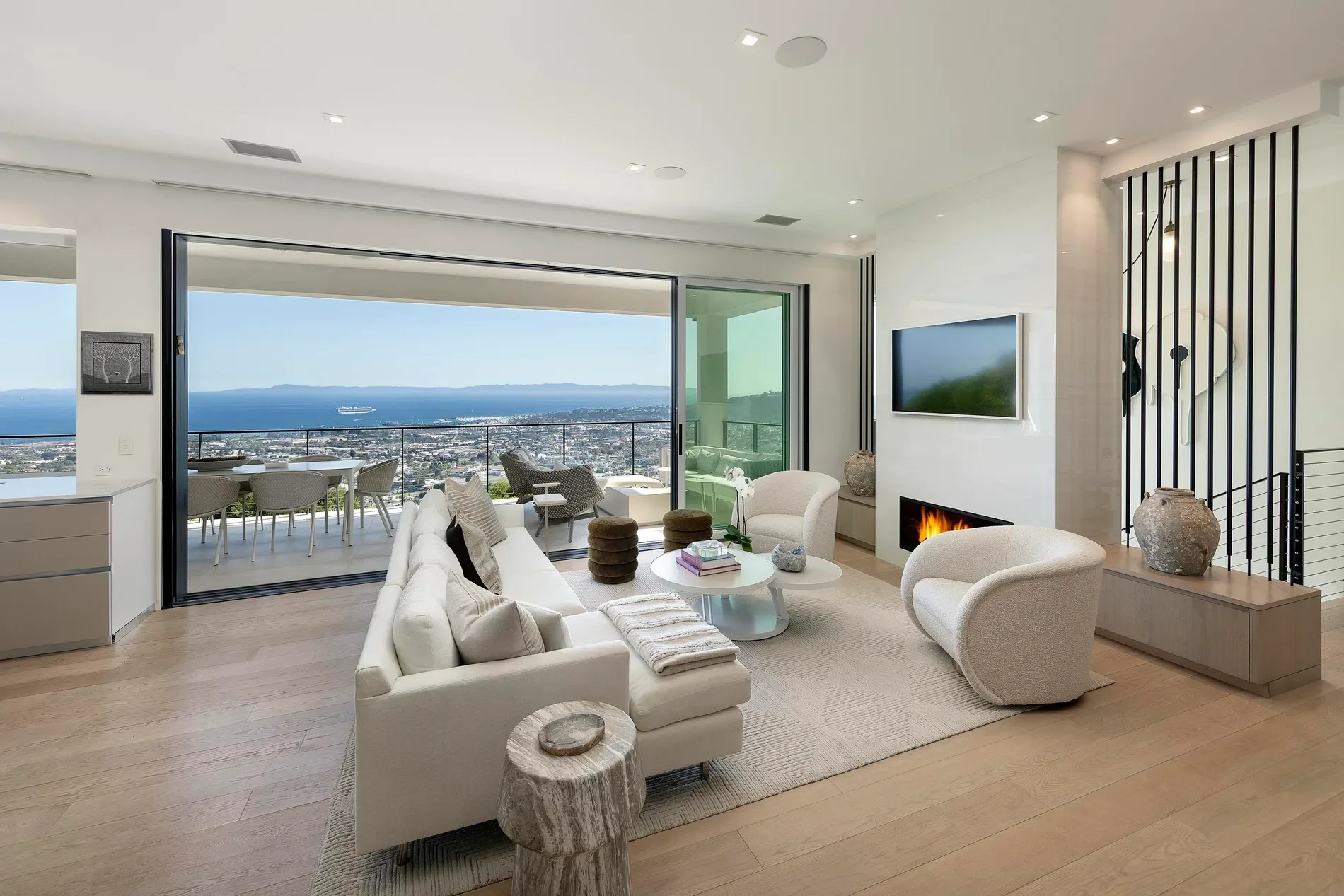 945 Arbolado Road, Santa Barbara, California, United States. - Photo 8