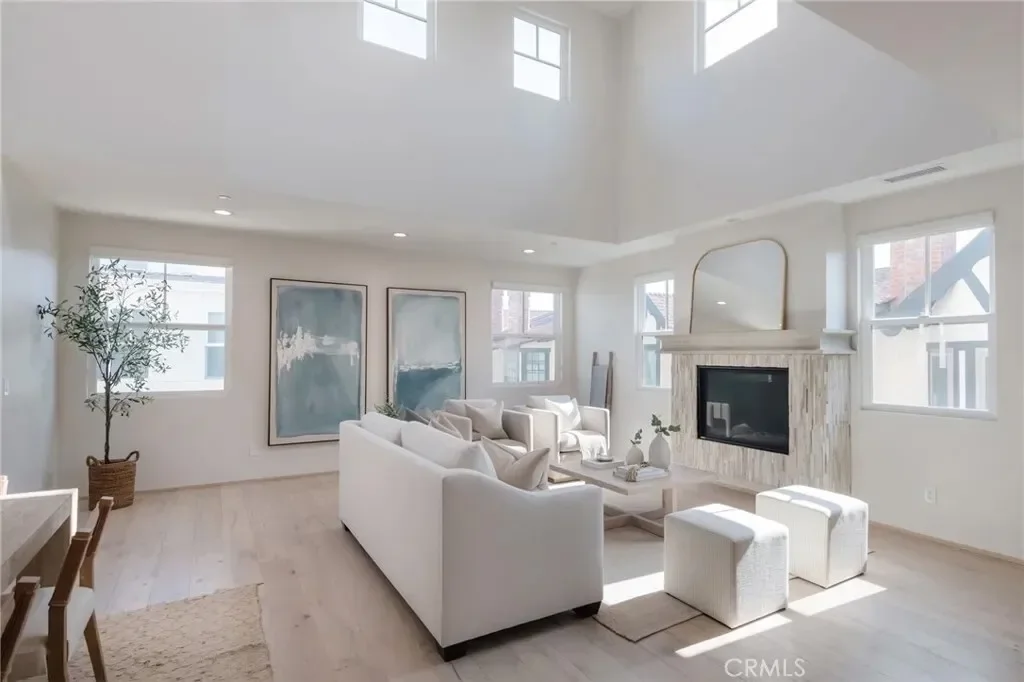223 S Irena Avenue B, Torrance, California, United States. - Photo 14