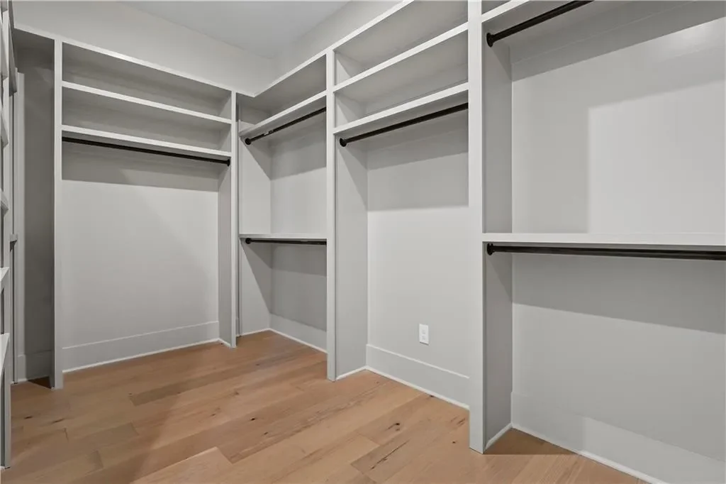 6084 BLUEWATER Boulevard, Gainesville, Georgia, United States. - Photo 23