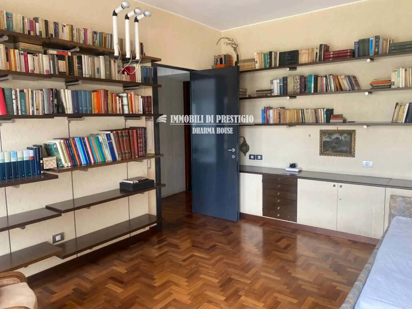 MILAN VIA RIGOLA, LUXURY MULTI-ROOM PROPERTY FOR SALE