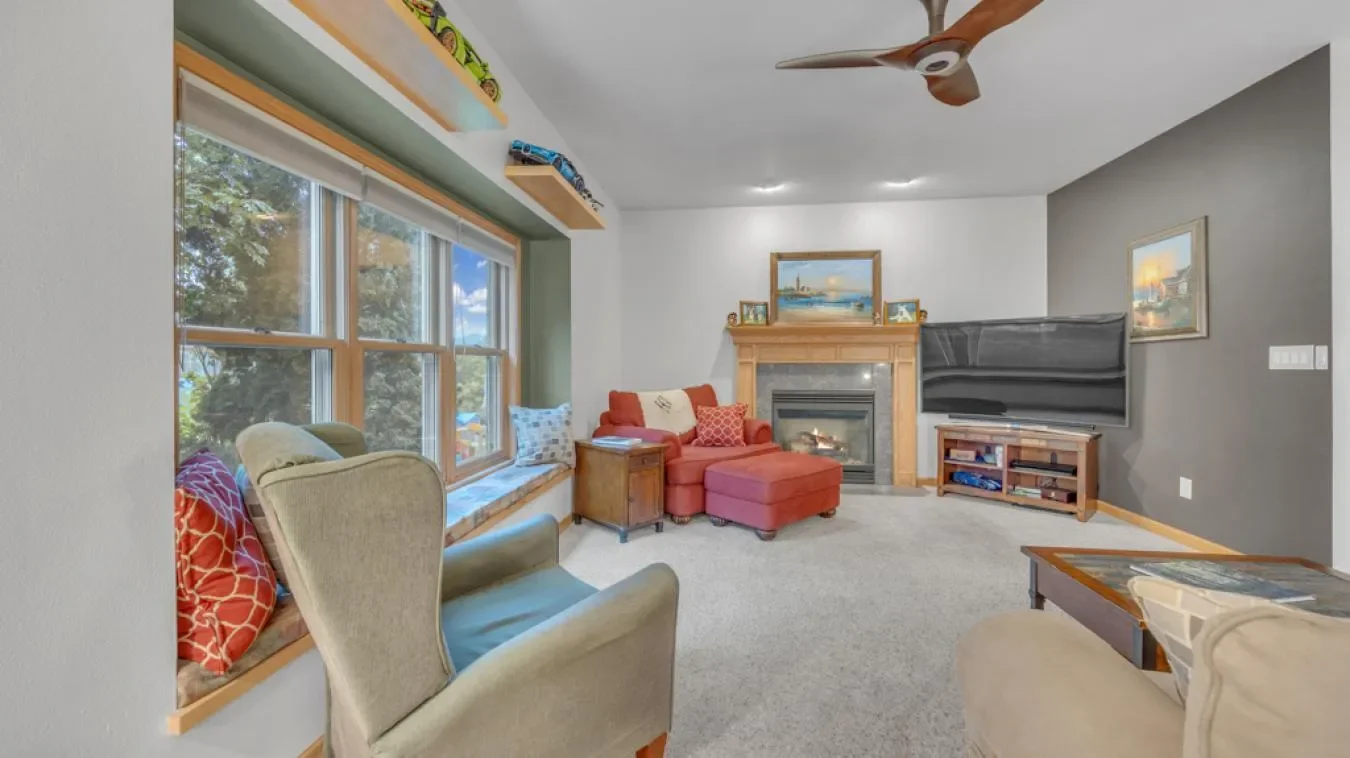 142 Maple St, Plymouth, Wisconsin, United States. - Photo 9