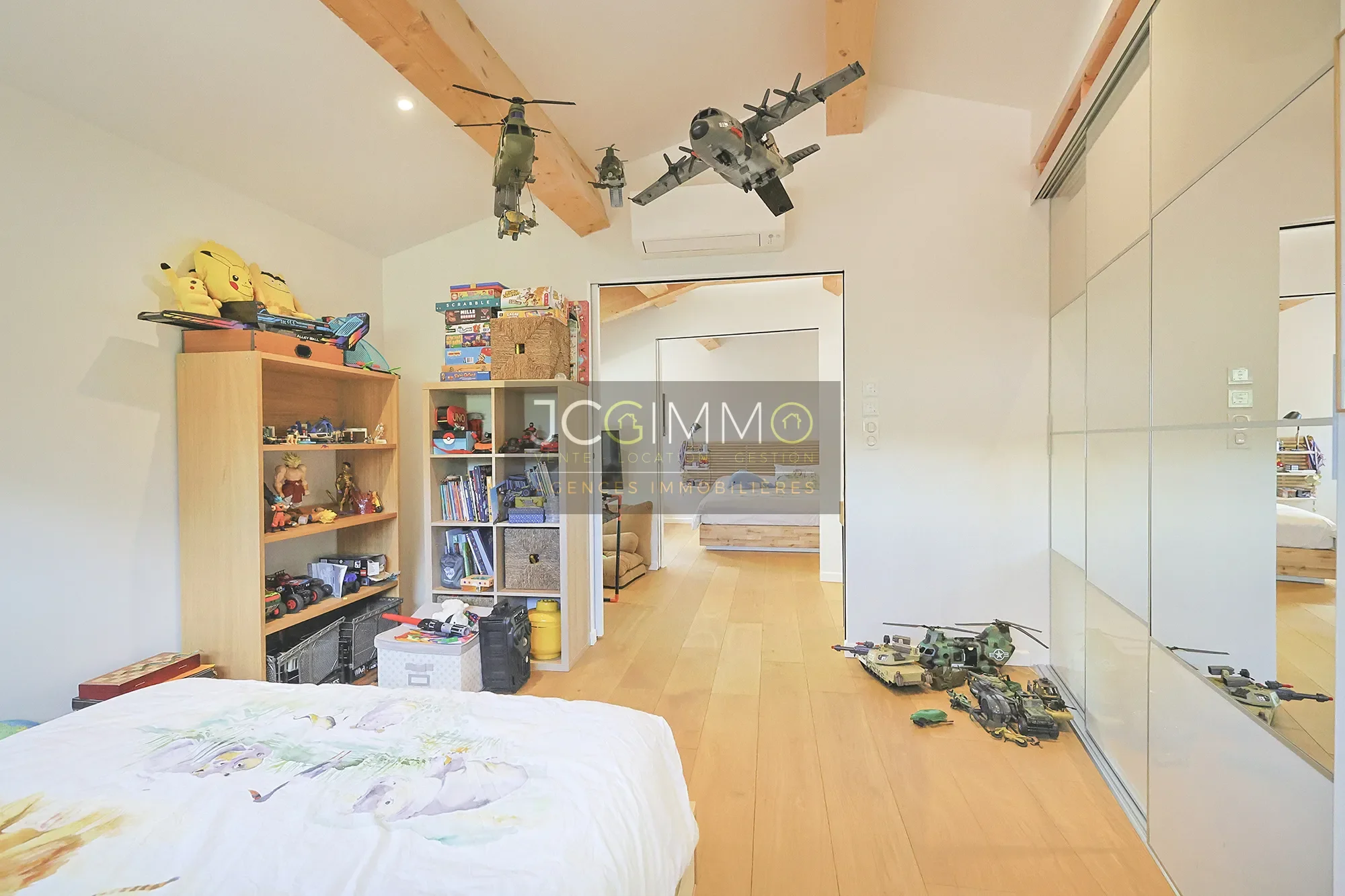 Gallery photo 12
