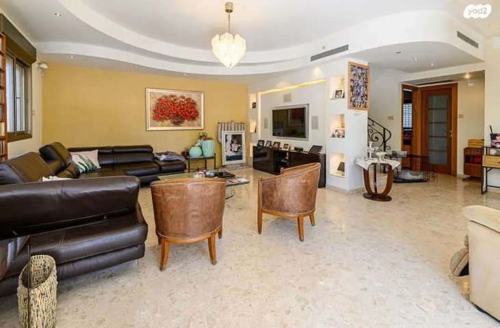 Gallery photo 4