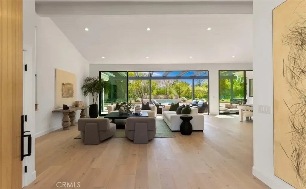 Gallery photo 10