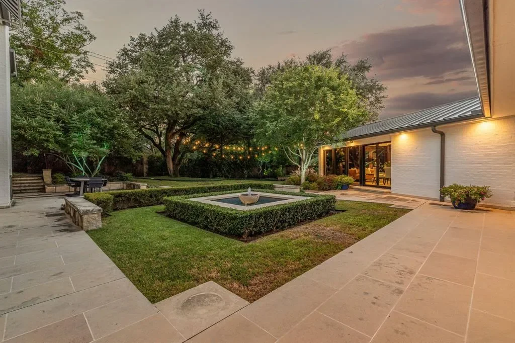 5849 Merrymount Road, Fort Worth, Texas, United States. - Photo 29