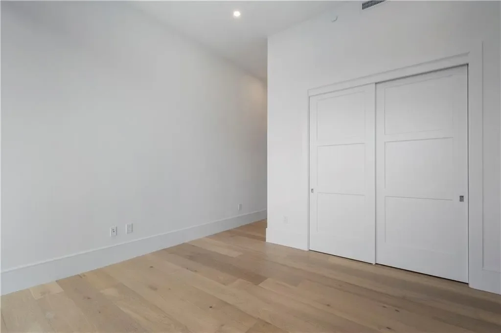 Gallery photo 3