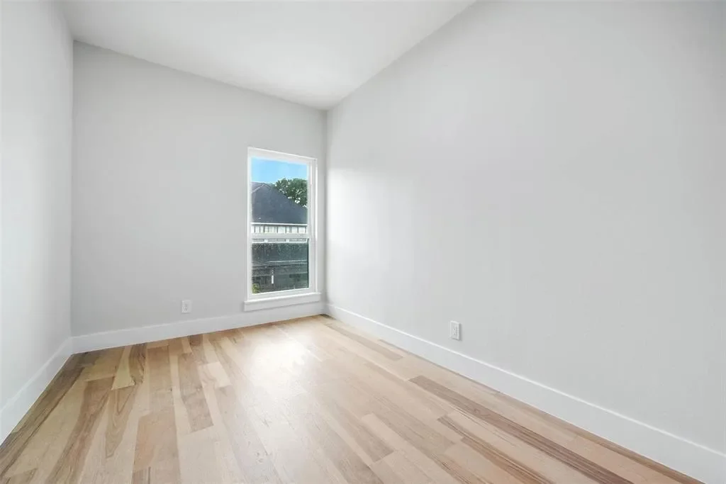 Gallery photo 11