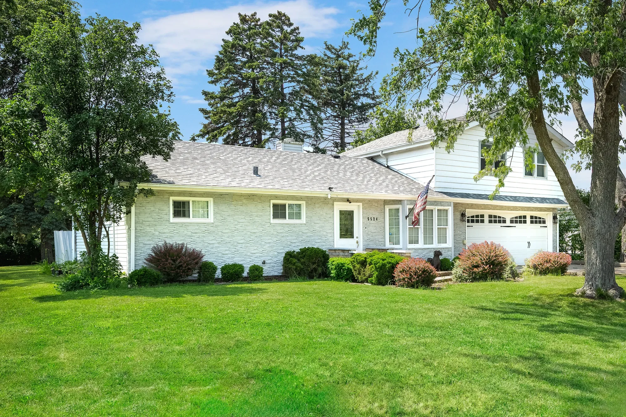 5524 S Bruner Street , Hinsdale, IL 60521, Hinsdale, Illinois, United States. - Photo 2