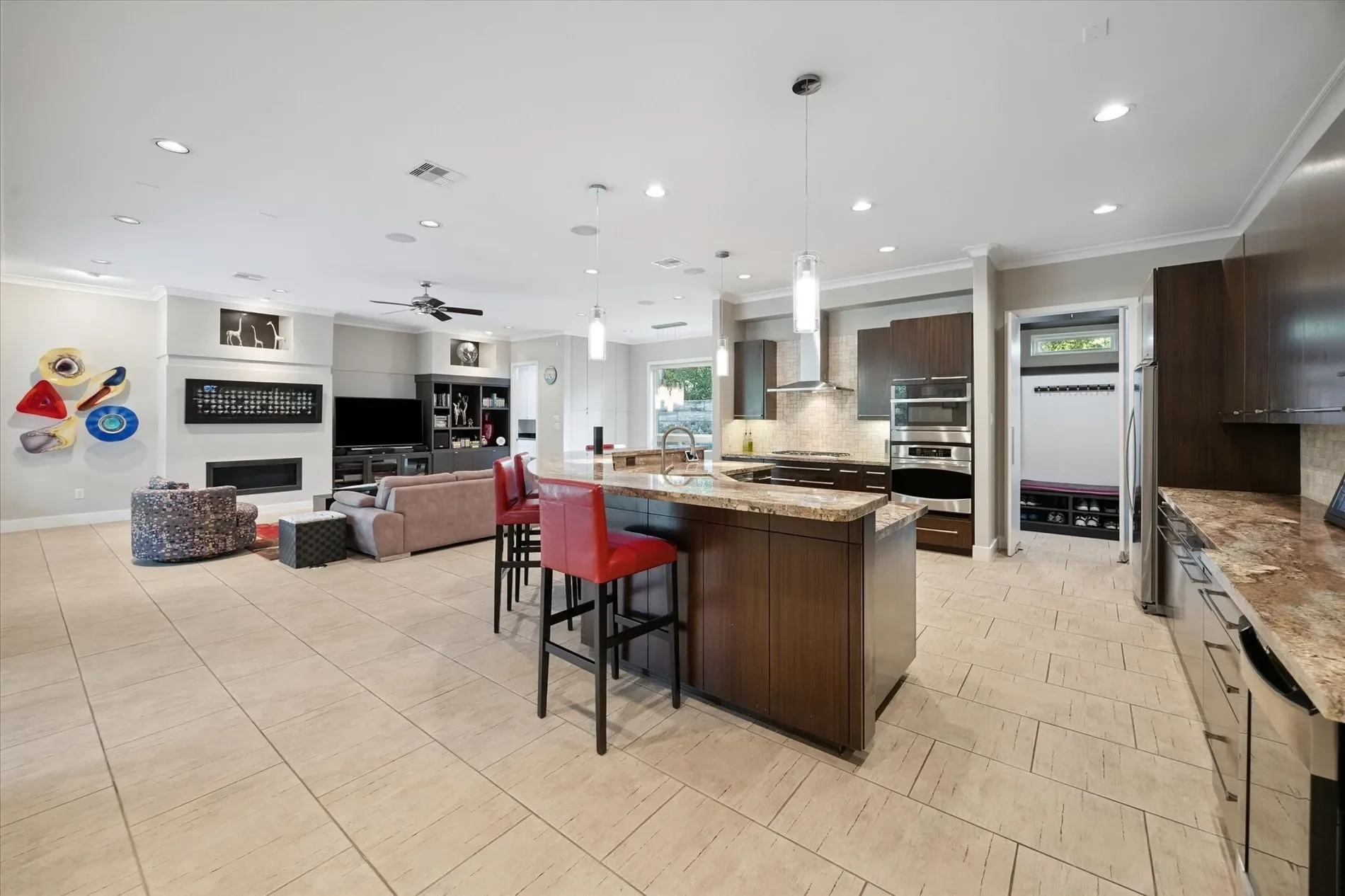 863 W 42nd Street, Houston, TX 77018, Houston, Texas, United States. - Photo 18