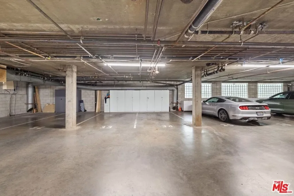964 Hancock Avenue 103, Los Angeles, California, United States. - Photo 24