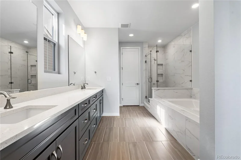 8858 Moonshimmer Trail, Sterling Ranch, Colorado, United States. - Photo 32